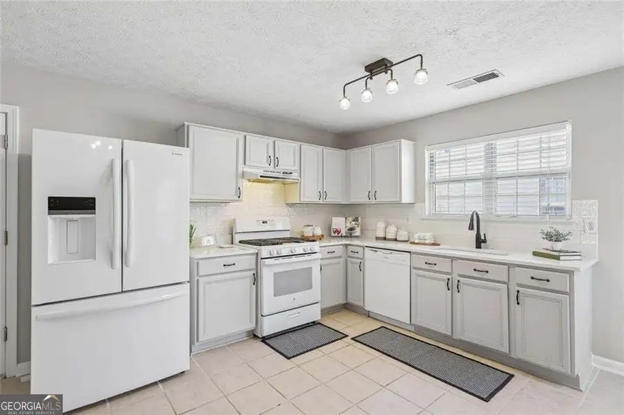 2375 Ashton Drive, Roswell, GA 30076 - #3