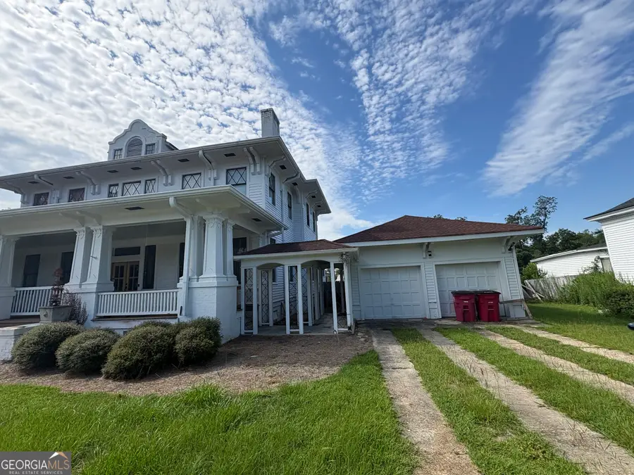 53 W Graham Street, McRae Helena, GA 31055 - #2