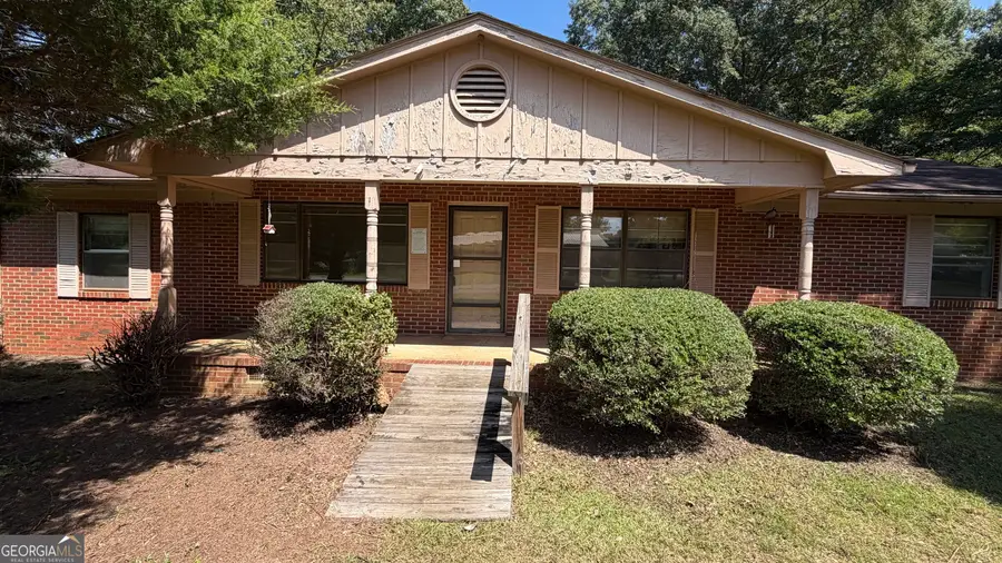 1305 Meadowood Lane, Oxford, AL 36203 - #2
