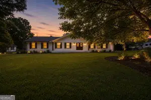 1482 Gloria, Griffin, GA 30224