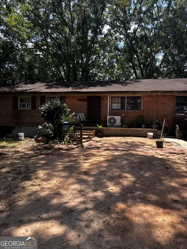 301 Essex Drive, JONESBORO, GA 30238