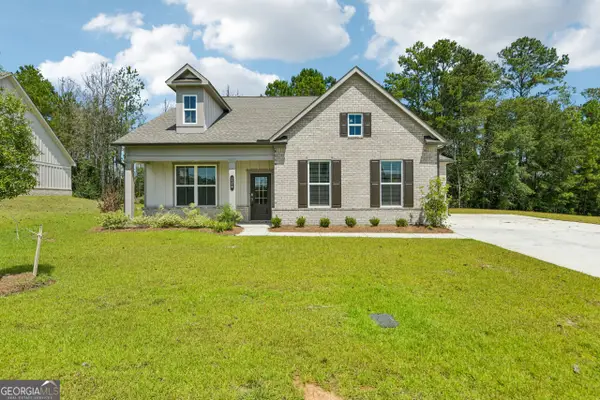228 Flat Shoal Drive, Bonaire, GA 31005