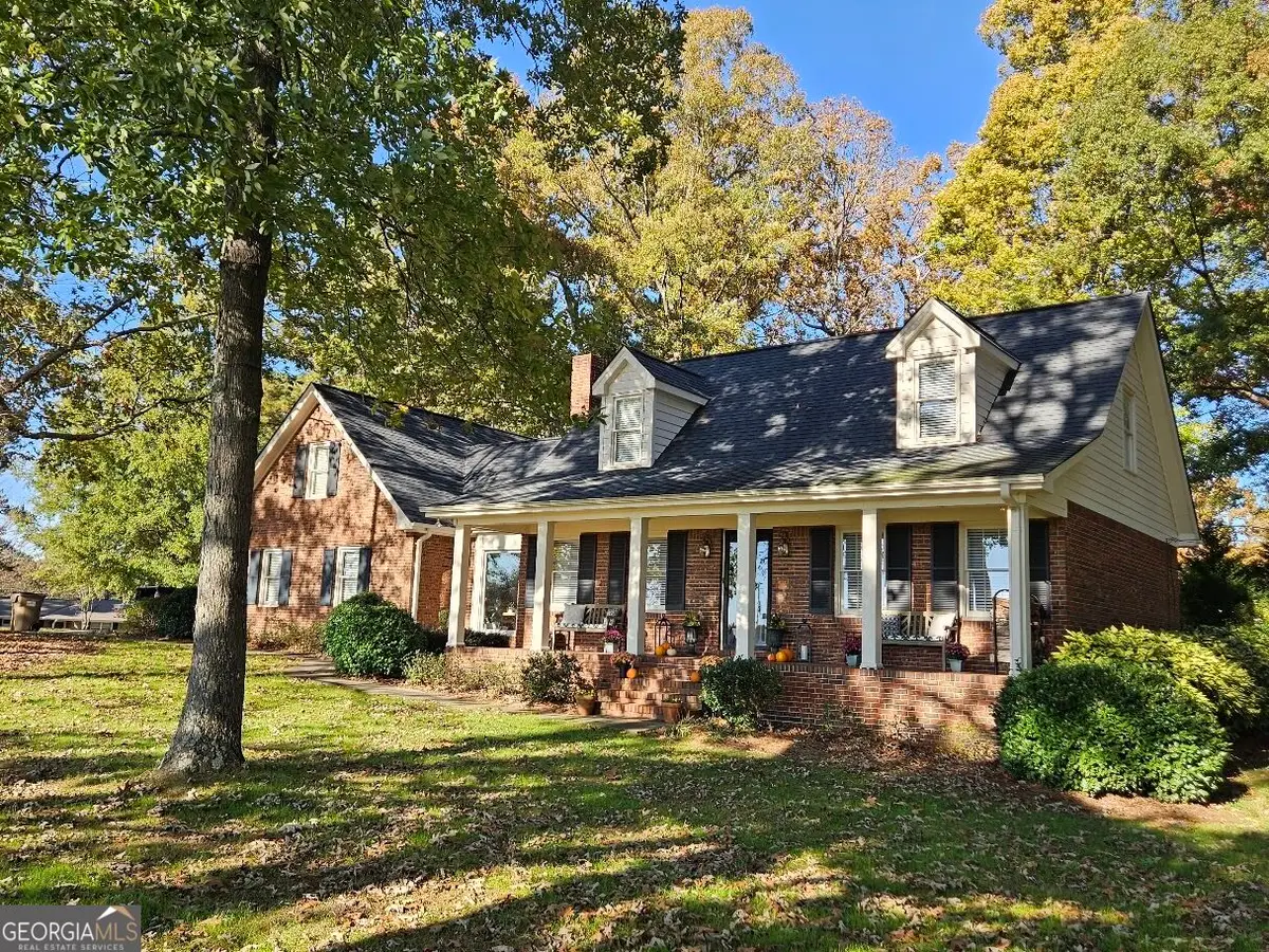 1234 SE Sunset Drive, Winder, GA 30680 - #1