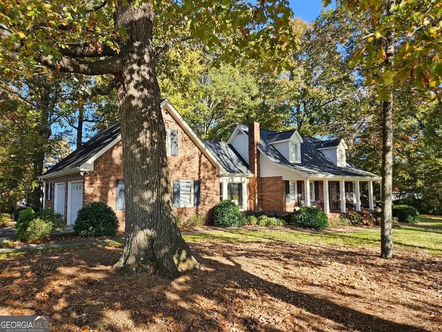 1234 SE Sunset Drive, Winder, GA 30680 - #2