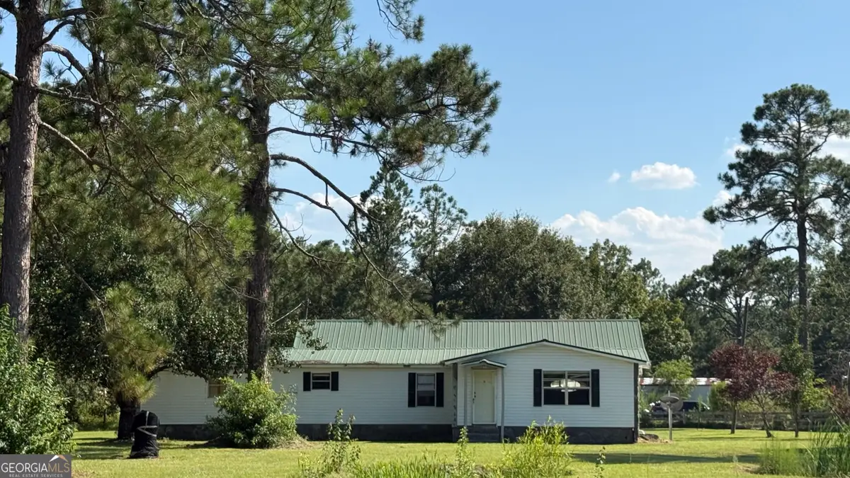 52 Edward Kirkland Rd, Hazlehurst, GA 31539 - #1