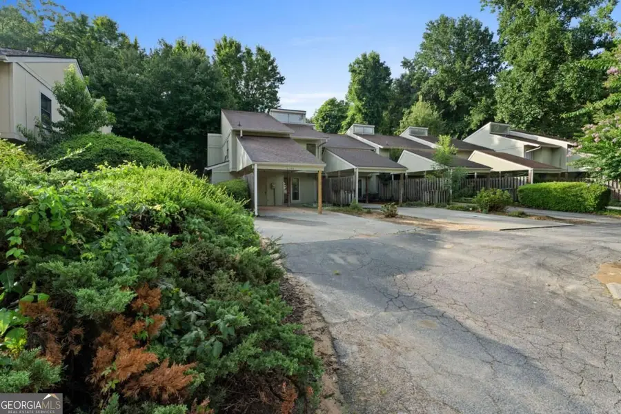 6390 Hawthorne Terrace, Peachtree Corners, GA 30092 - #3
