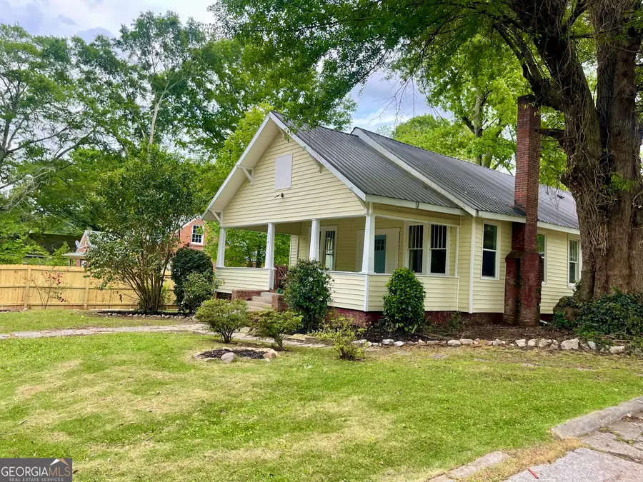 314 W South Street, Greensboro, GA 30642 - #2