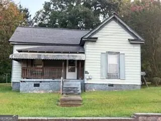 48 Martin Luther King Jr Dr, Newnan, GA 30263
