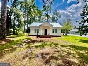 141 S First Avenue, McRae-Helena, GA 31055