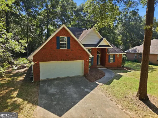 102 Quinelle Drive, Perry, GA 31069