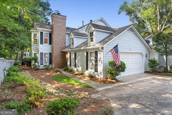 110 Great Oaks Lane, Roswell, GA 30075