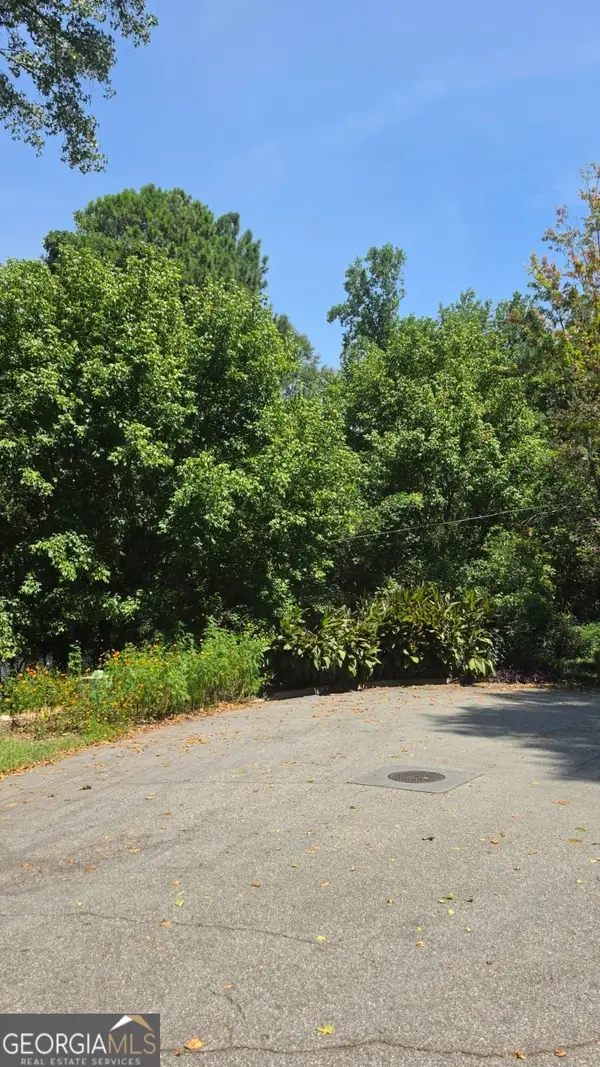 3407 Lawrence Street, Scottdale, GA 30079