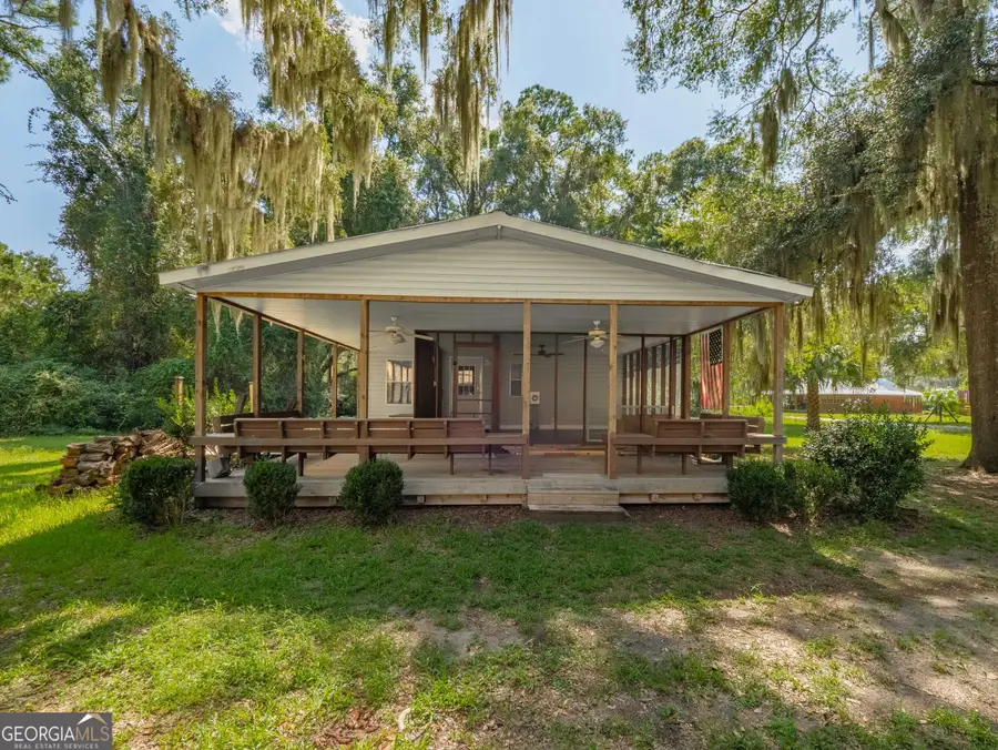 1042 Live Oak Lane Ne, Townsend, GA 31331 - #2