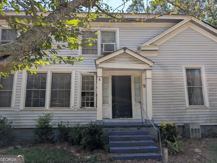 746 Greenwood Street, Barnesville, GA 30204 - #2