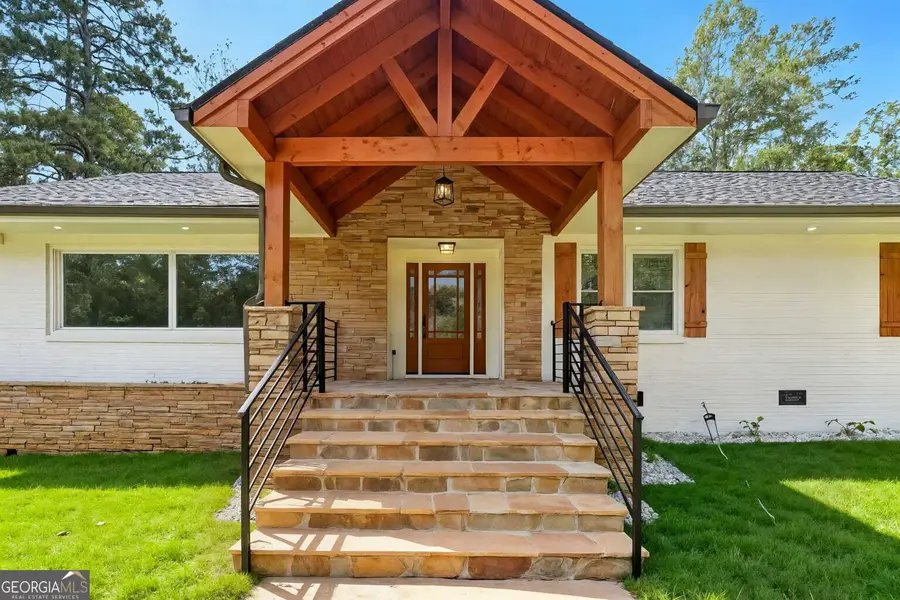 2304 Rugby Lane, College Park, GA 30337 - #3
