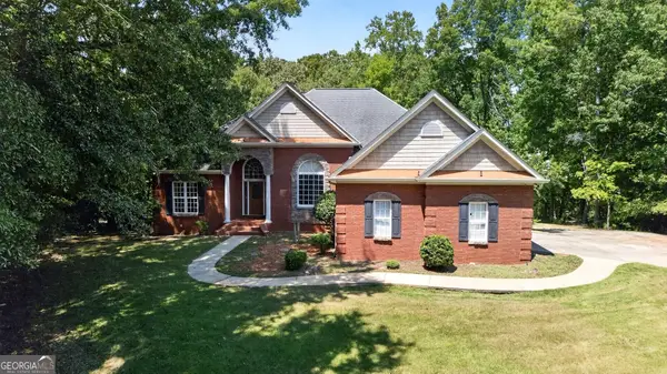 4002 White Oak Lane, LaGrange, GA 30240