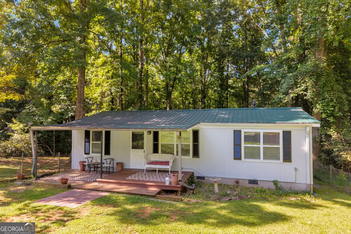 121 Lake View Court, Lavonia, GA 30553 - #1