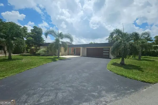 6104 Royal Poinciana Lane, Tamarac, FL 33319