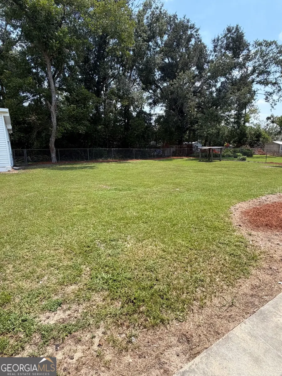 380 N Lexington Street, Lyons, GA 30436 - #2