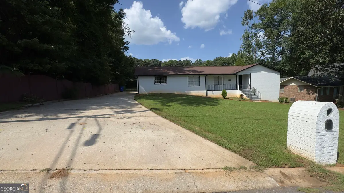 1050 Forest Heights Road, Stone Mountain, GA 30083 - #1