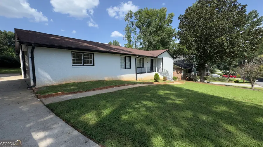 1050 Forest Heights Road, Stone Mountain, GA 30083 - #2