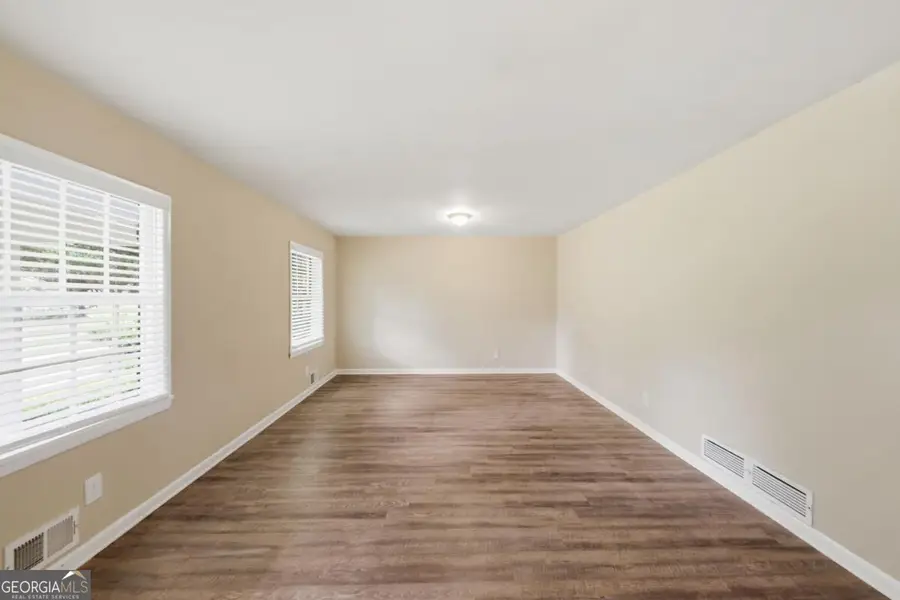 3570 Hogan Road Sw, Atlanta, GA 30331 - #3