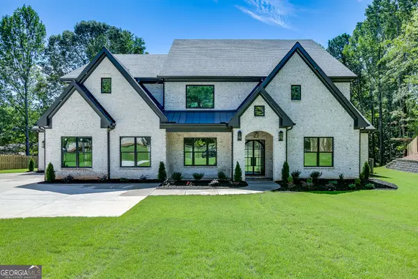 5222 L J Martin Drive, Gainesville, GA 30507
