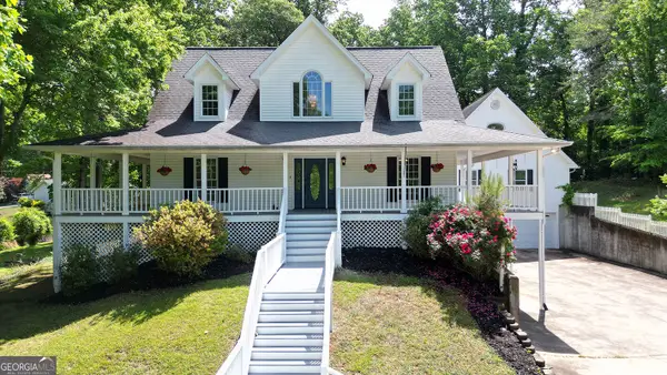 3426 Clarks Bridge Road, Gainesville, GA 30506