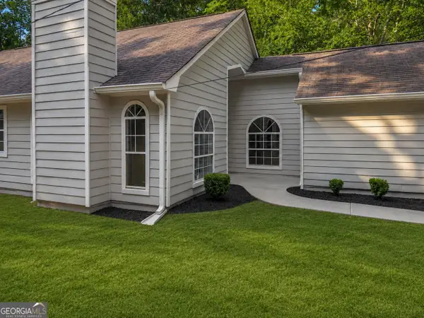 713 Stonebridge Way, Lithonia, GA 30058