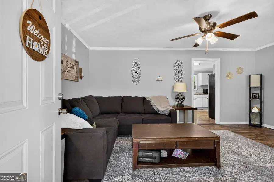 329 Dale Dr, Griffin, GA 30223 - #3