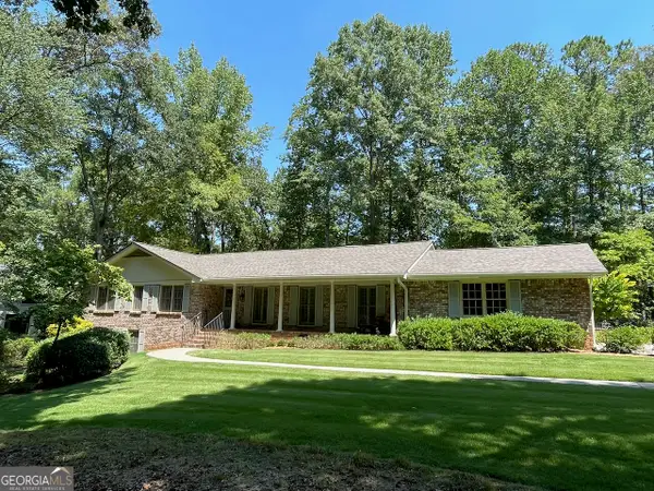 203 Aberdeen Drive, Peachtree City, GA 30269