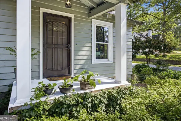 1945 NW Baker Road, Atlanta, GA 30318