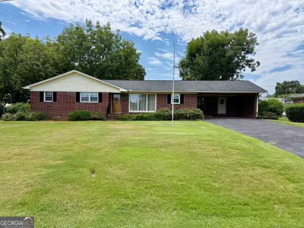 95 Race Street, Hartwell, GA 30643
