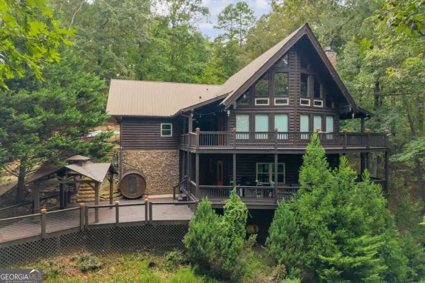5427 Little River Circle, Gainesville, GA 30506