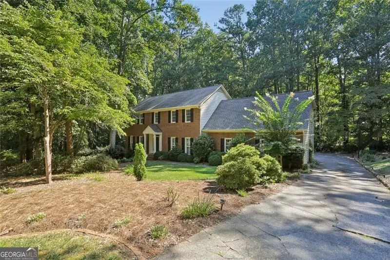 1090 Applecross Drive, Roswell, GA 30075 - #1