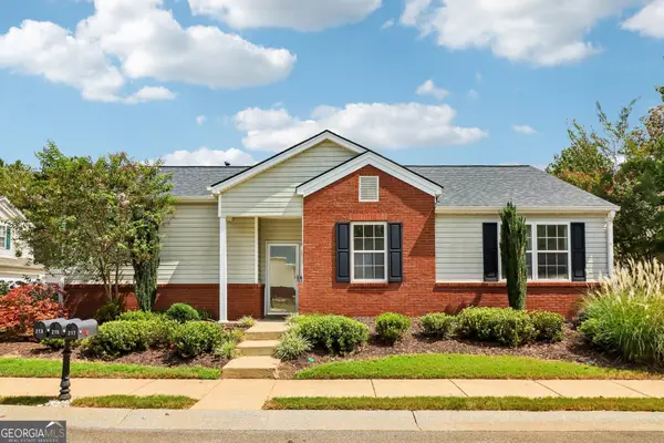 213 W Oaks Place, Woodstock, GA 30188