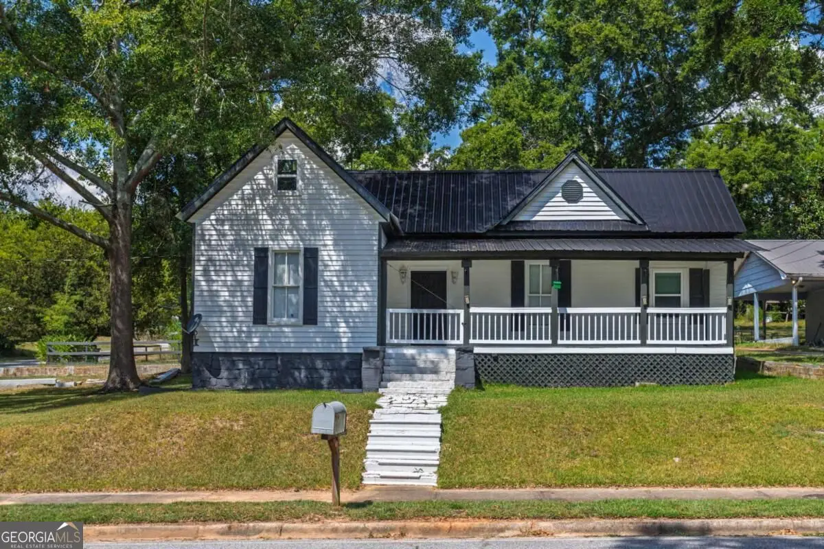 234 S Thomas Street, Elberton, GA 30635 - #1