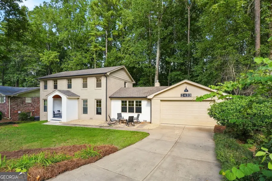 2433 Helmsdale Drive Ne, Atlanta, GA 30345 - #2