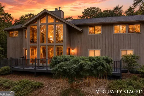 2946 Rockbridge Road Ne, Marietta, GA 30066