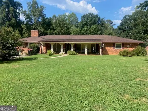 140 Bobs Drive, Mableton, GA 30126