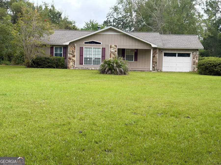 3929 Memorial Drive, Waycross, GA 31503 - #2