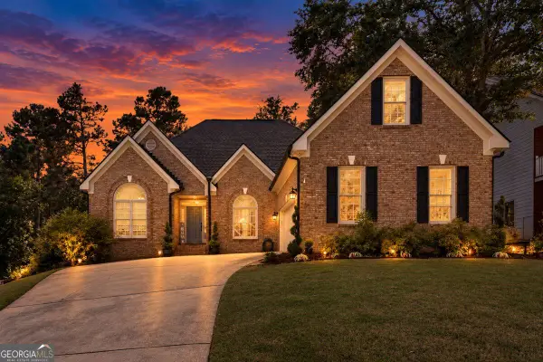 1003 Maple Creek Drive, Loganville, GA 30052
