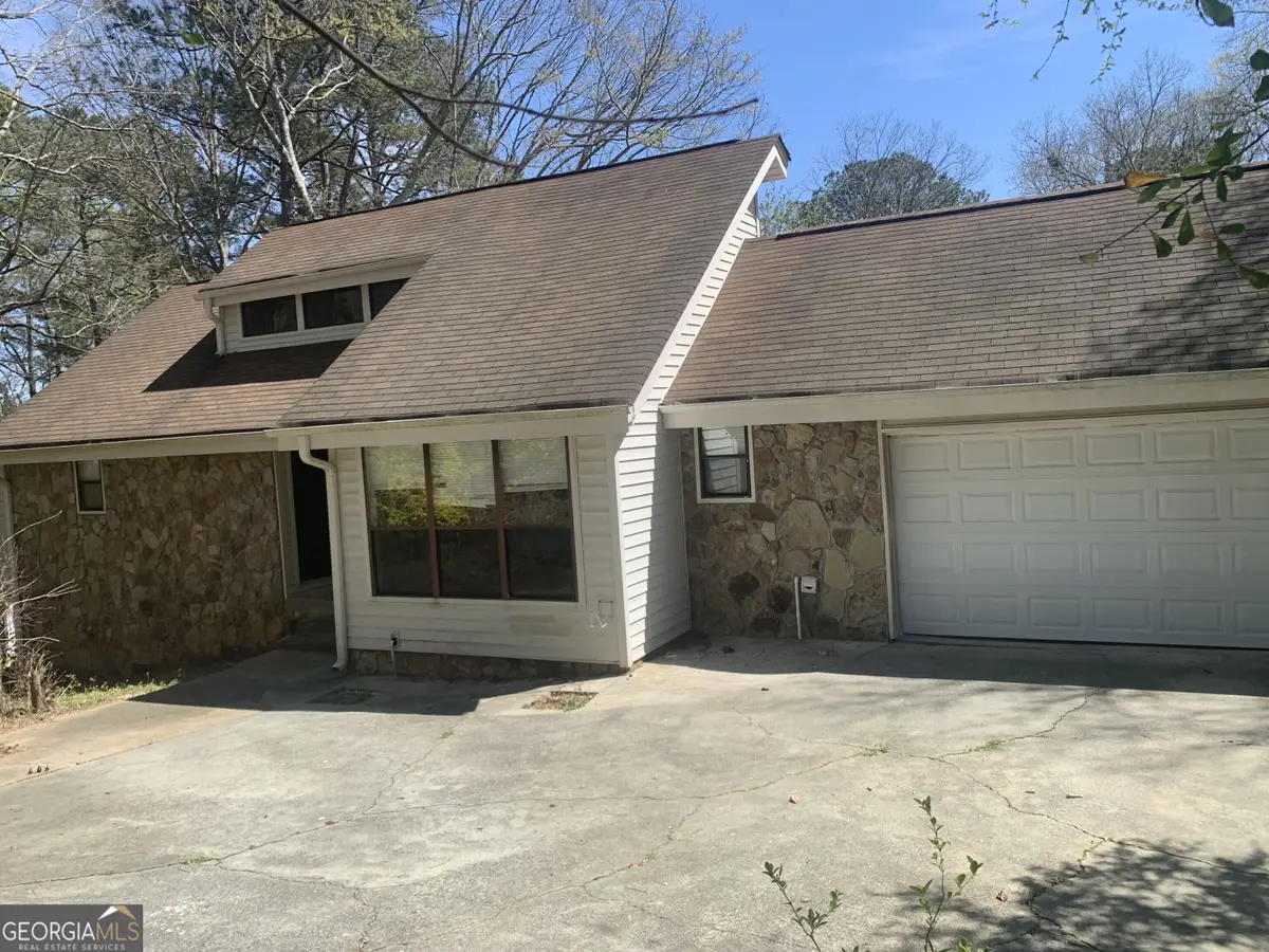 3958 Cotswold Drive Sw, Lilburn, GA 30047 - #1