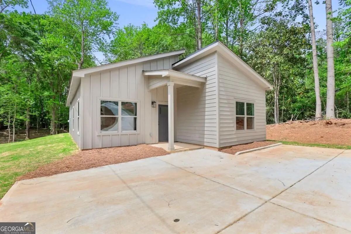 150 Lincoln Street, Hogansville, GA 30230 - #1