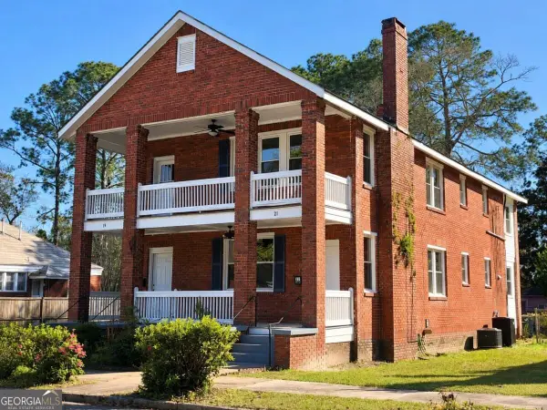 19 W 50th Street, Savannah, GA 31401