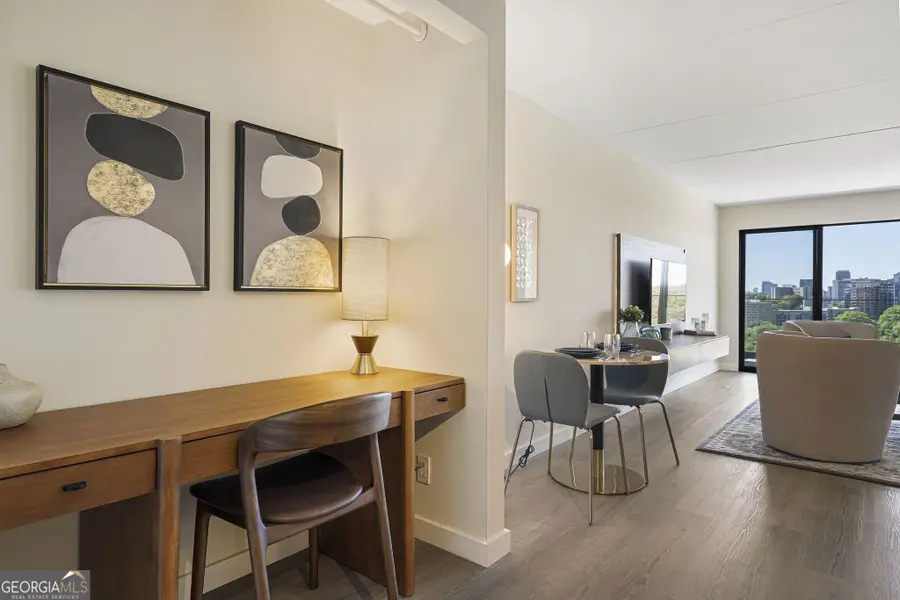 2460 Peachtree Road Ne #301, Atlanta, GA 30305 - #3