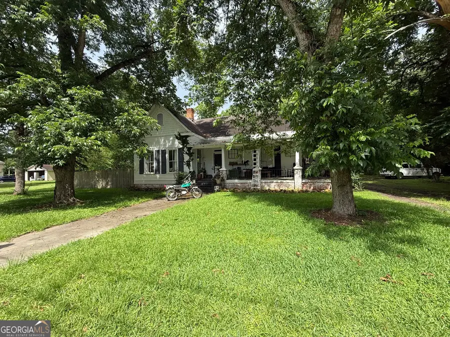 121 S Bailey Avenue, Leslie, GA 31764 - #2