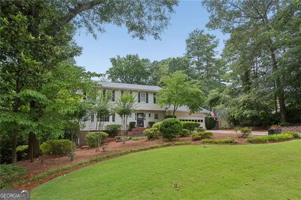 3825 Creekview Drive Ne, Marietta, GA 30068