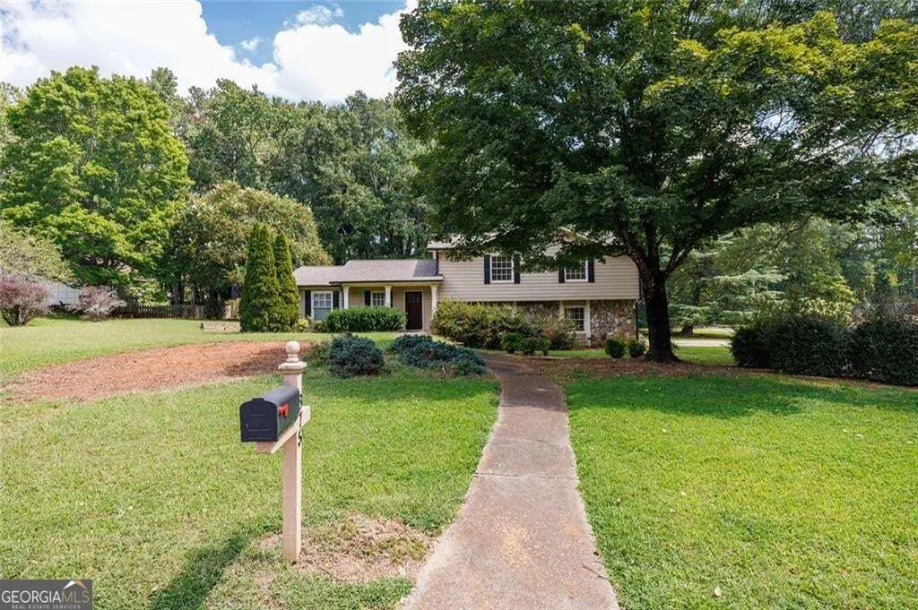 875 Windsor Trail, Roswell, GA 30076 - #1