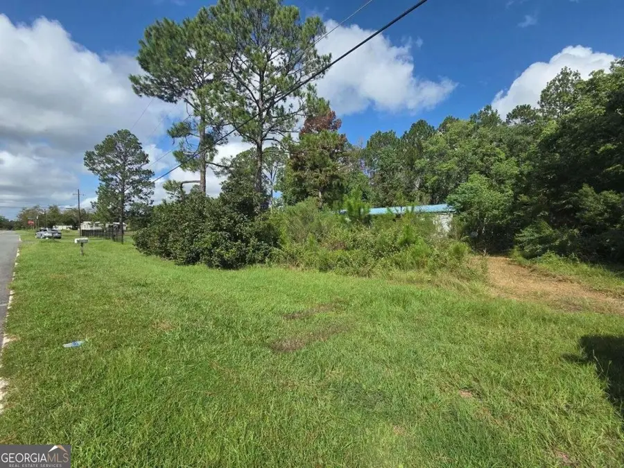 2458 Pennsylvania Avenue, Waycross, GA 31503 - #2